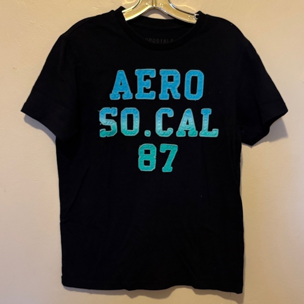 Aeropostale Black Tee with Blue Graphic